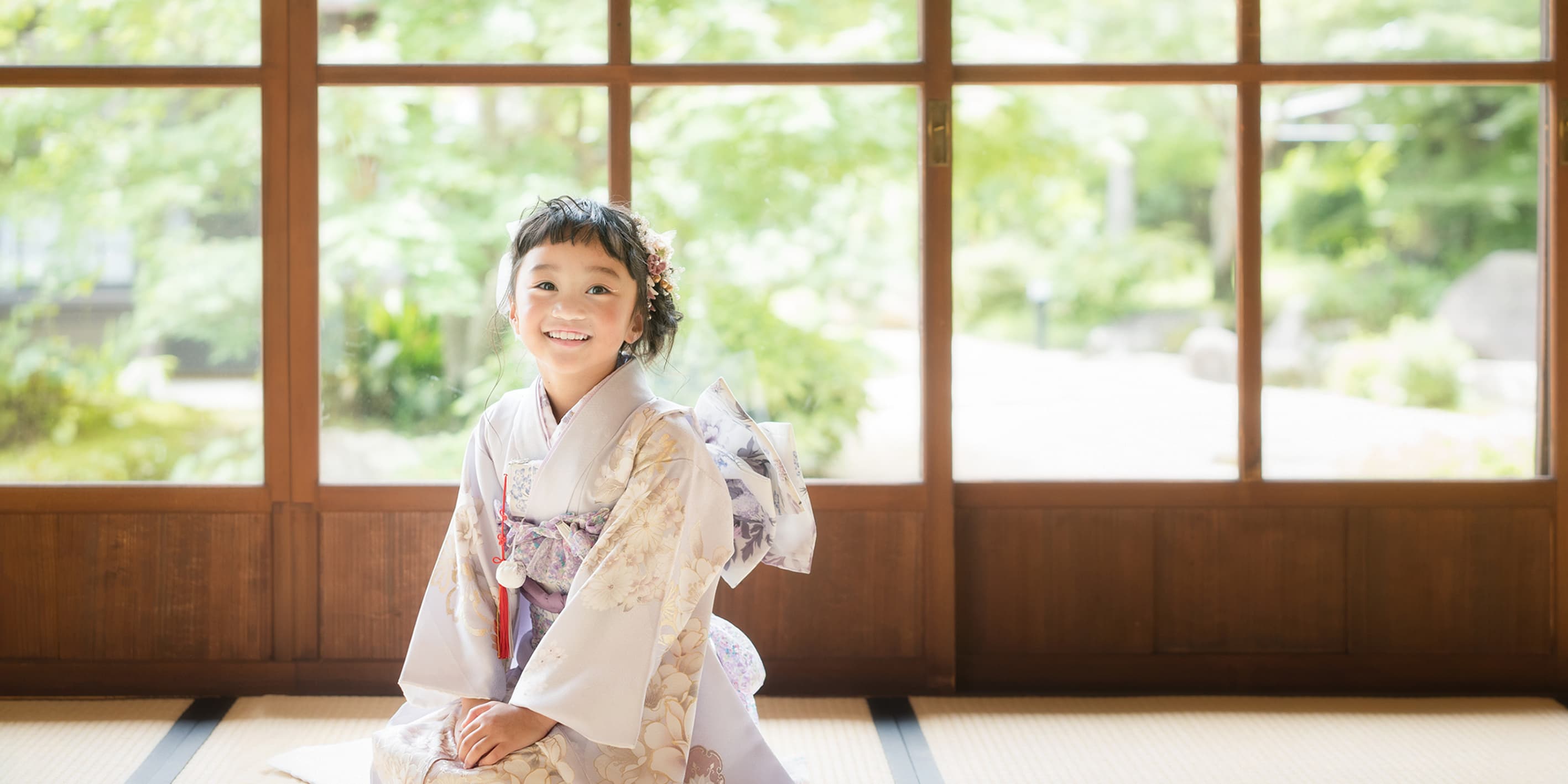 赤ちゃんのお宮参り画像